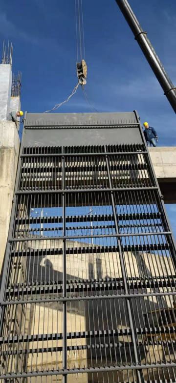 ���̰���