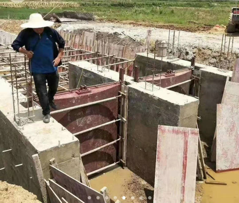 ���̰���